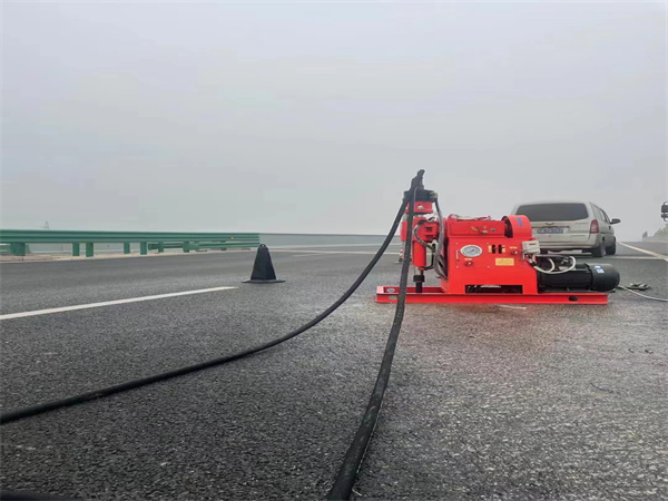 左权马路路基路面开裂下沉注浆加固灌浆